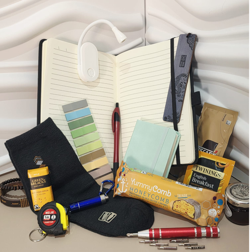 Deluxe Men's gift bundle